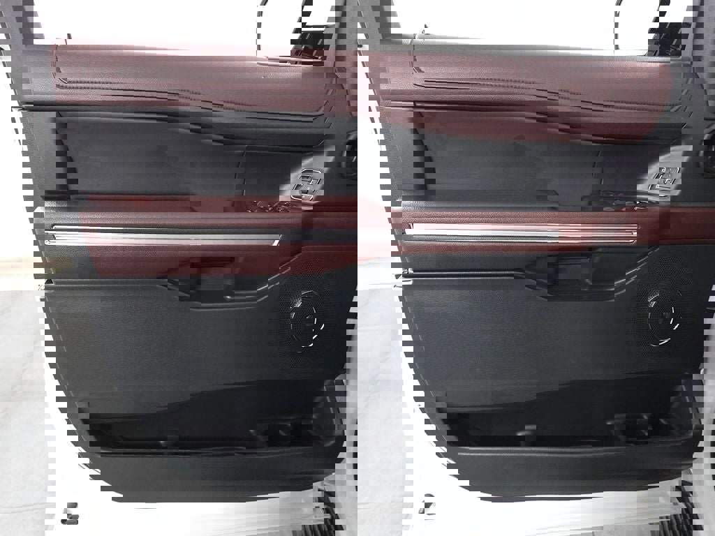 Certified 2024 Ford Expedition Limited image 20