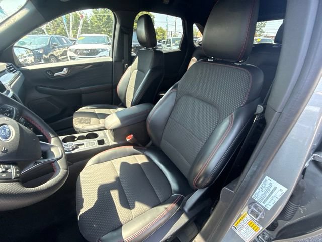 Certified 2023 Ford Escape ST-Line Elite AWD/4WD image 19