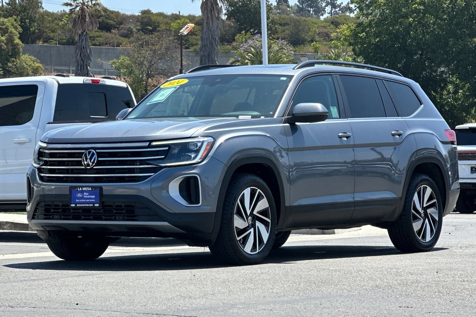 Used 2024 Volkswagen Atlas SE FWD image 7