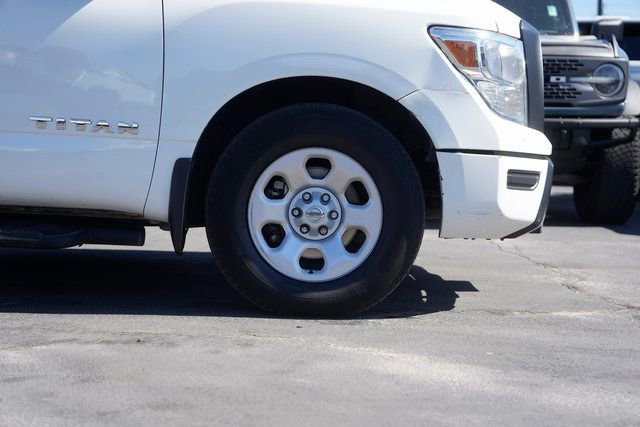 Used 2021 Nissan Titan S w/ S Utility Package image 5