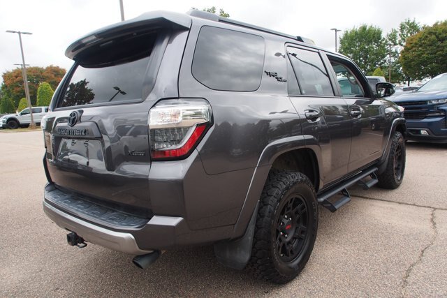 Used 2021 Toyota 4Runner TRD Off-Road Premium w/ Moonroof Package AWD/4WD image 7
