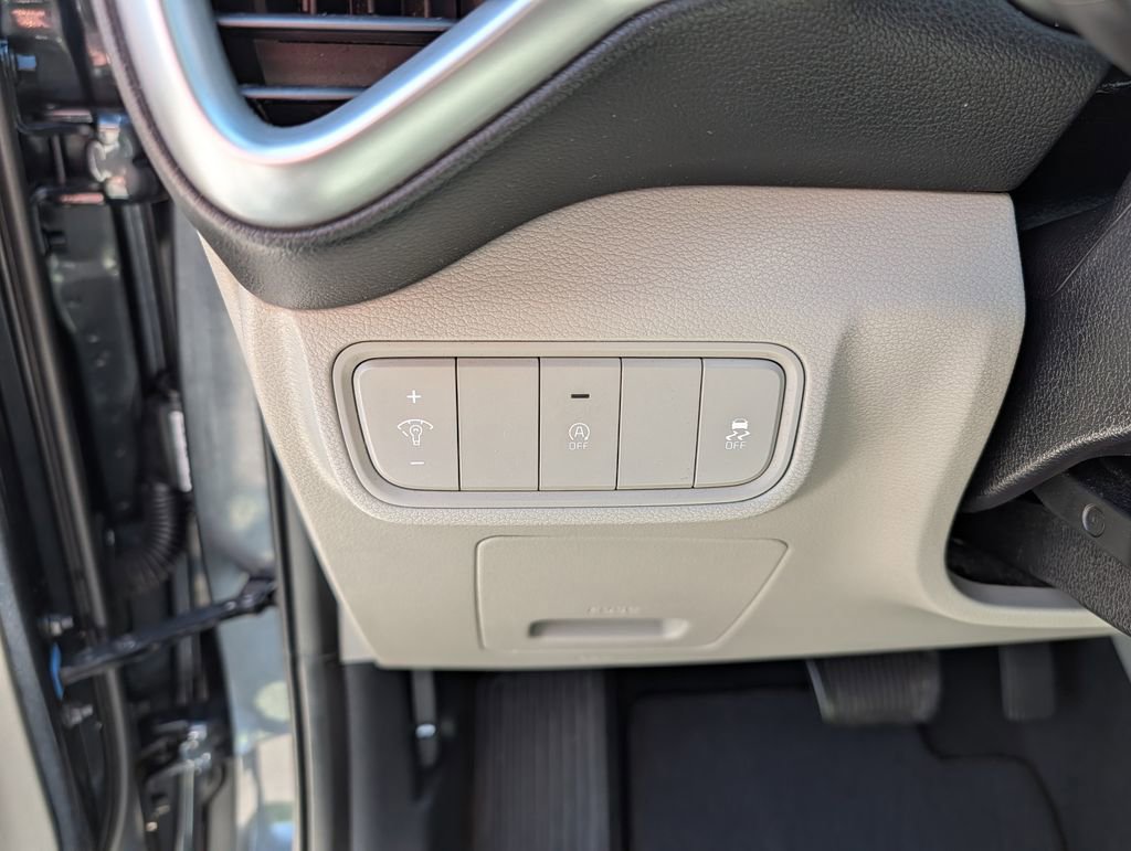 Used 2020 Kia Soul LX FWD image 19