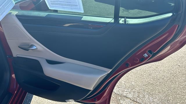 Used 2019 Lexus ES 350 350 Luxury image 12