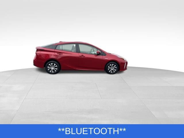 Used 2021 Toyota Prius LE image 7