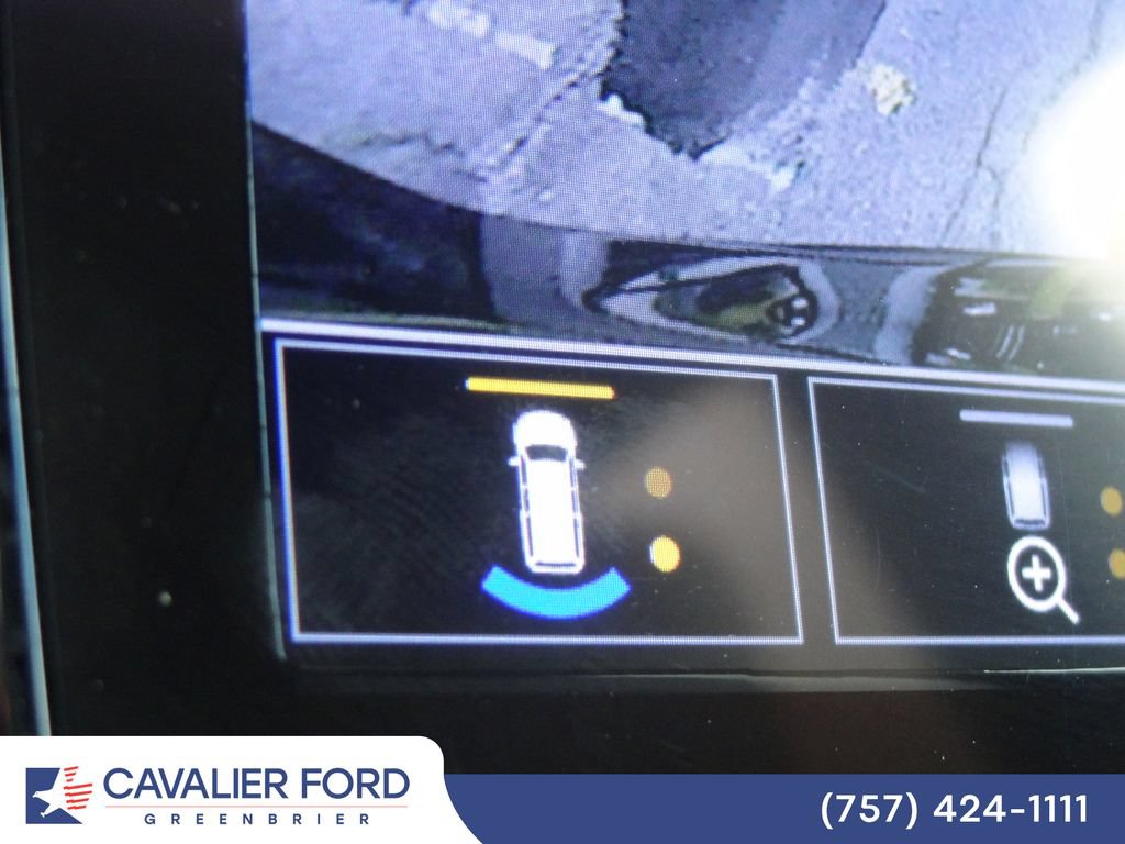 Used 2023 Chevrolet Traverse Premier w/ Redline Edition AWD/4WD image 38