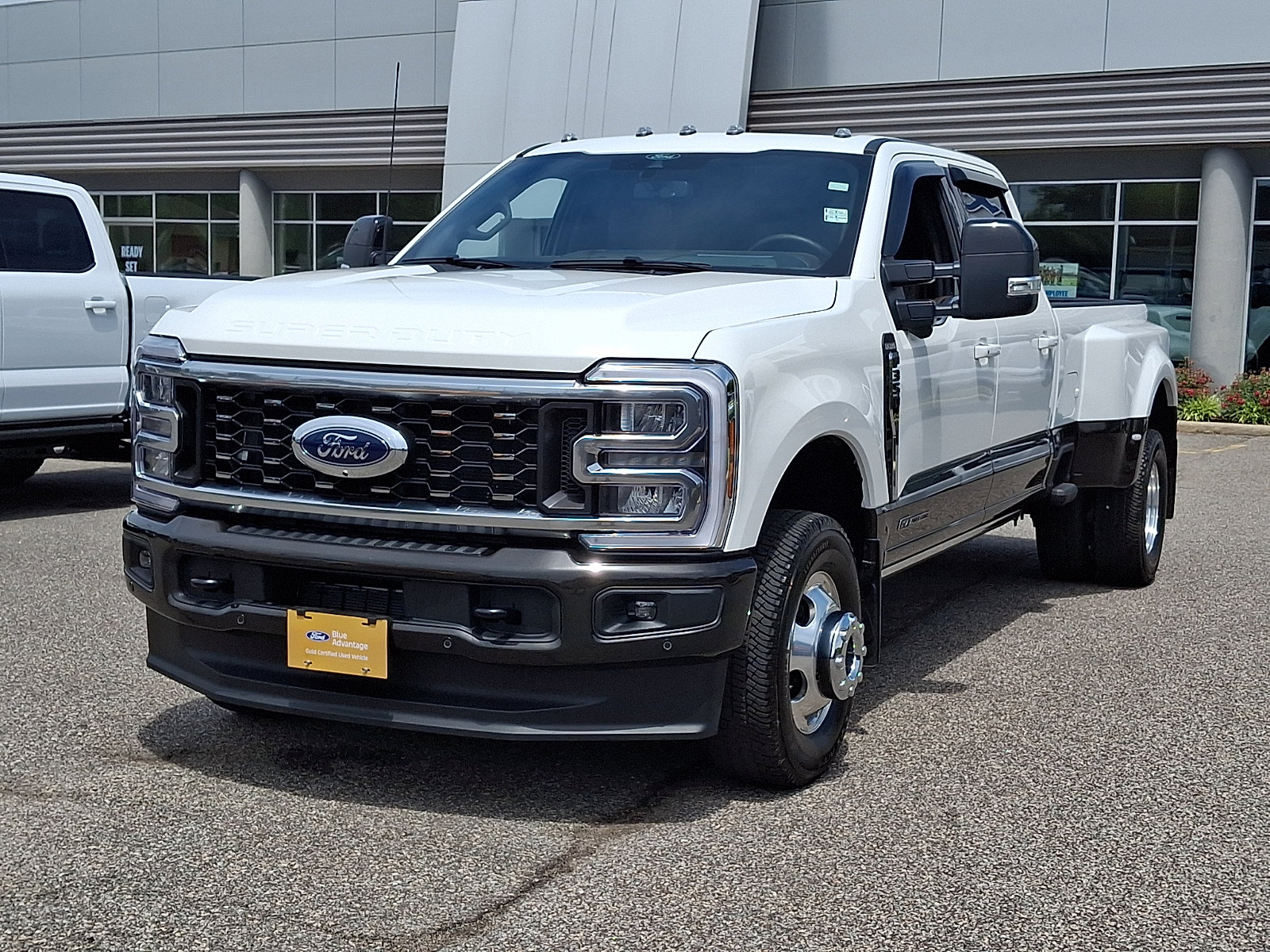 Certified 2024 Ford F350 King Ranch AWD/4WD image 4