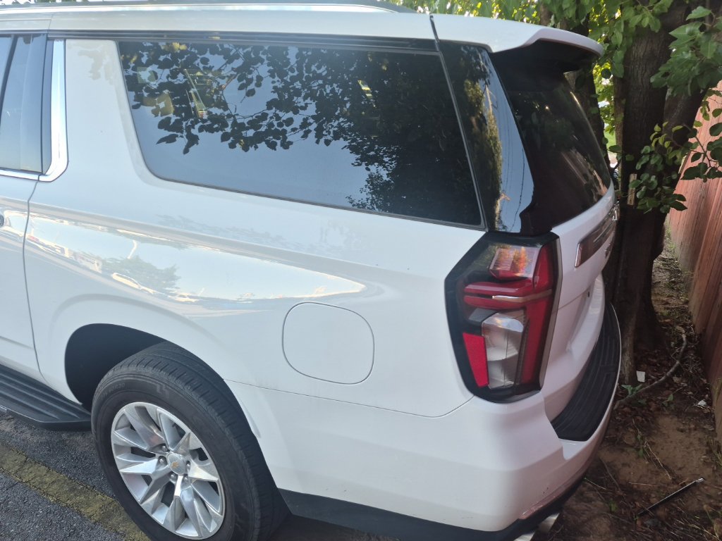 Used 2024 Chevrolet Suburban Premier RWD image 14