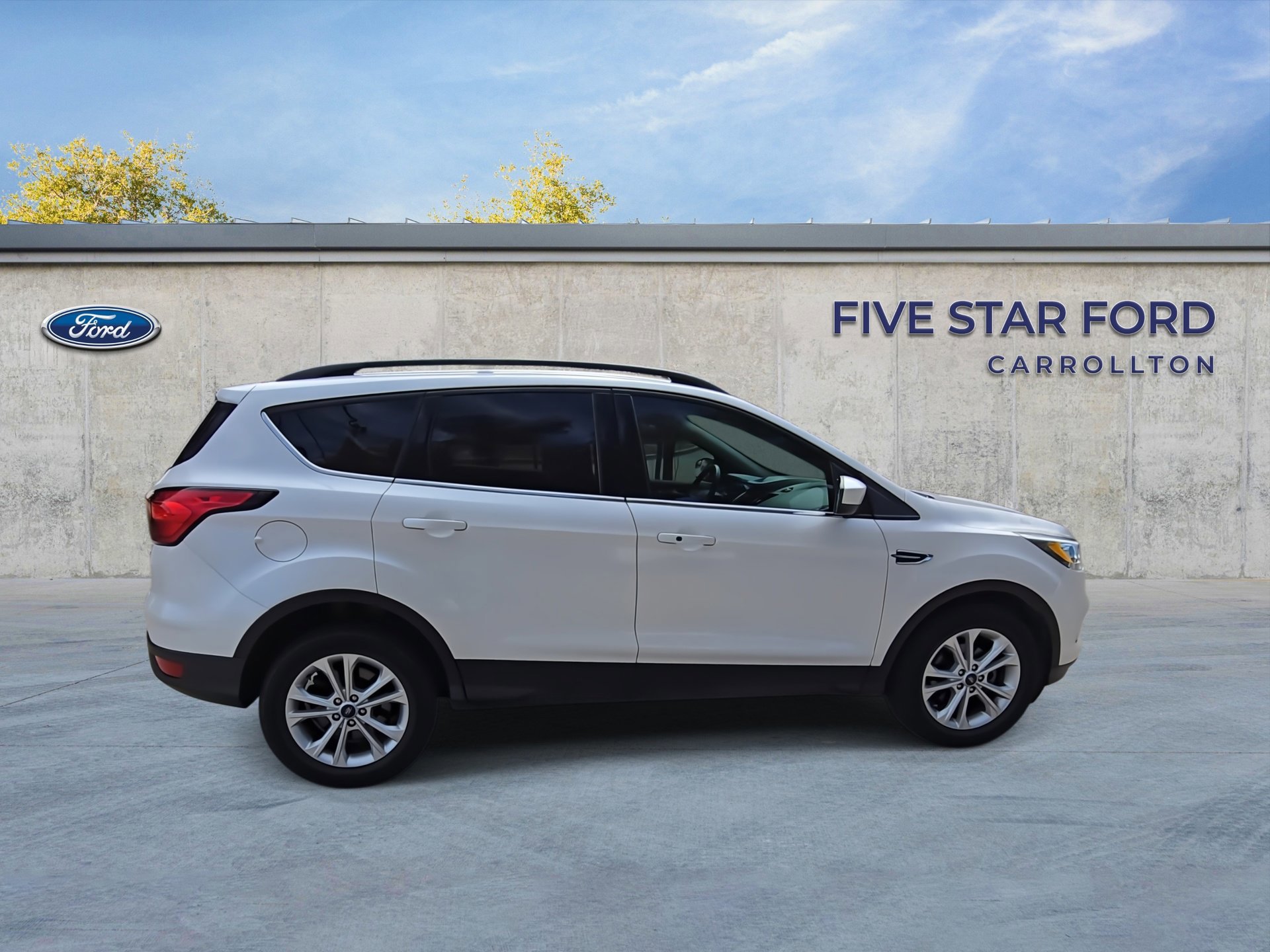 Certified 2019 Ford Escape SEL image 6