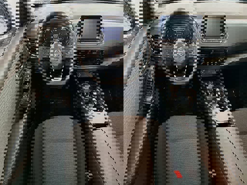 Used 2022 Nissan Rogue SV image 10