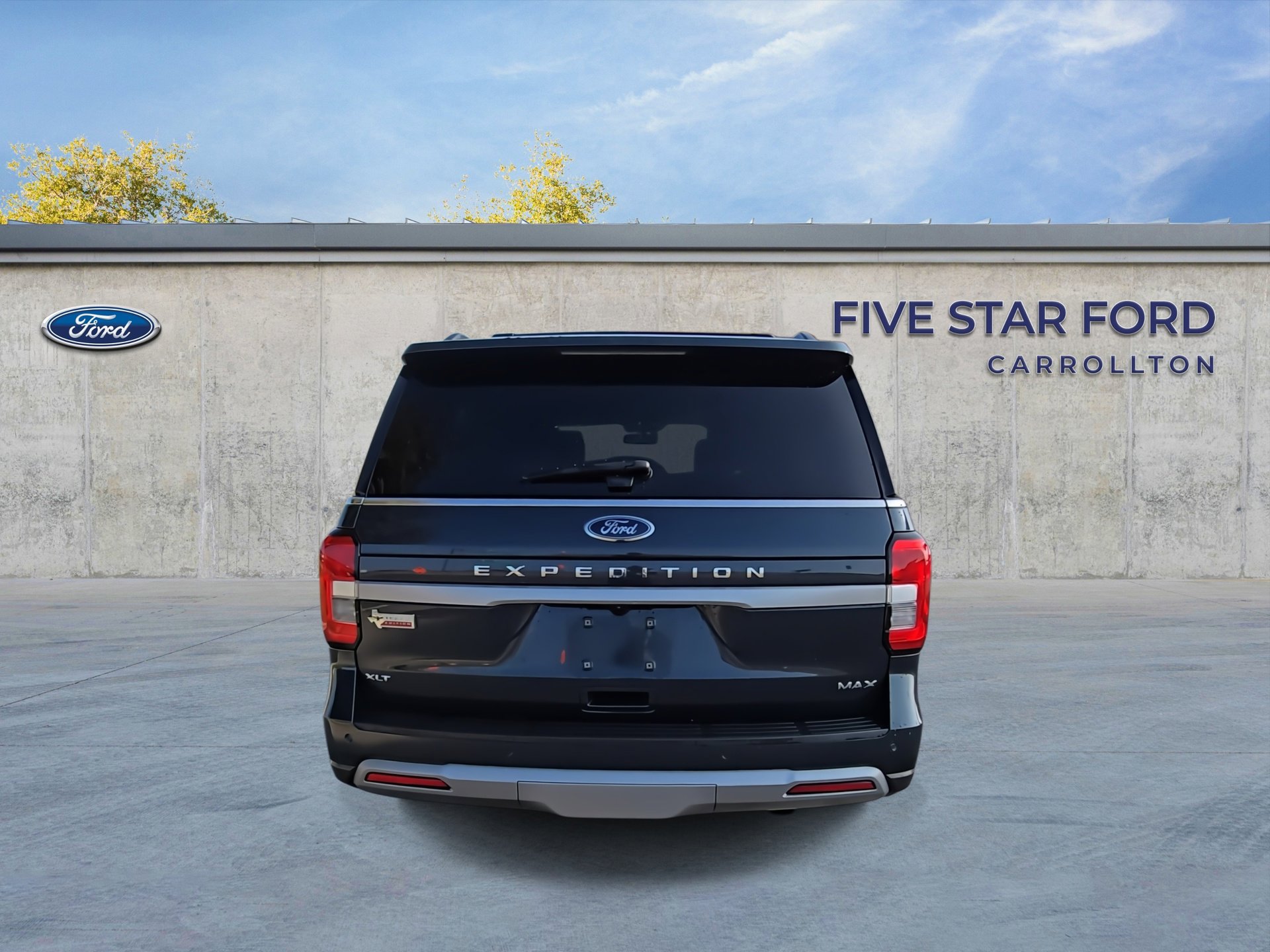 Certified 2022 Ford Expedition Max XLT image 8