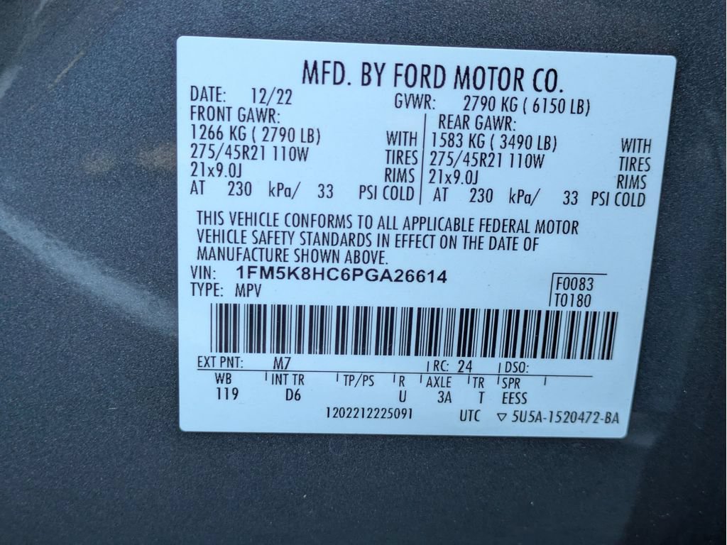 Certified 2023 Ford Explorer Platinum w/ Technology Package AWD/4WD image 28