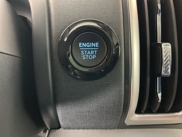 Certified 2025 Ford Expedition Active AWD/4WD image 25