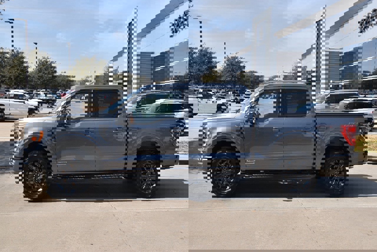 Certified 2023 Ford F150 XLT w/ Equipment Group 302A High image 4