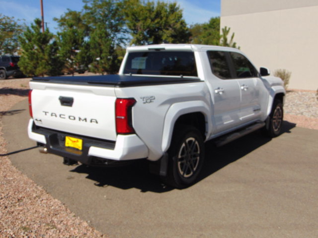 Used 2025 Toyota Tacoma TRD Sport AWD/4WD image 6