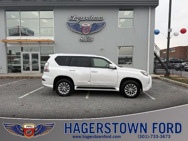 Used 2017 Lexus GX 460 image 1