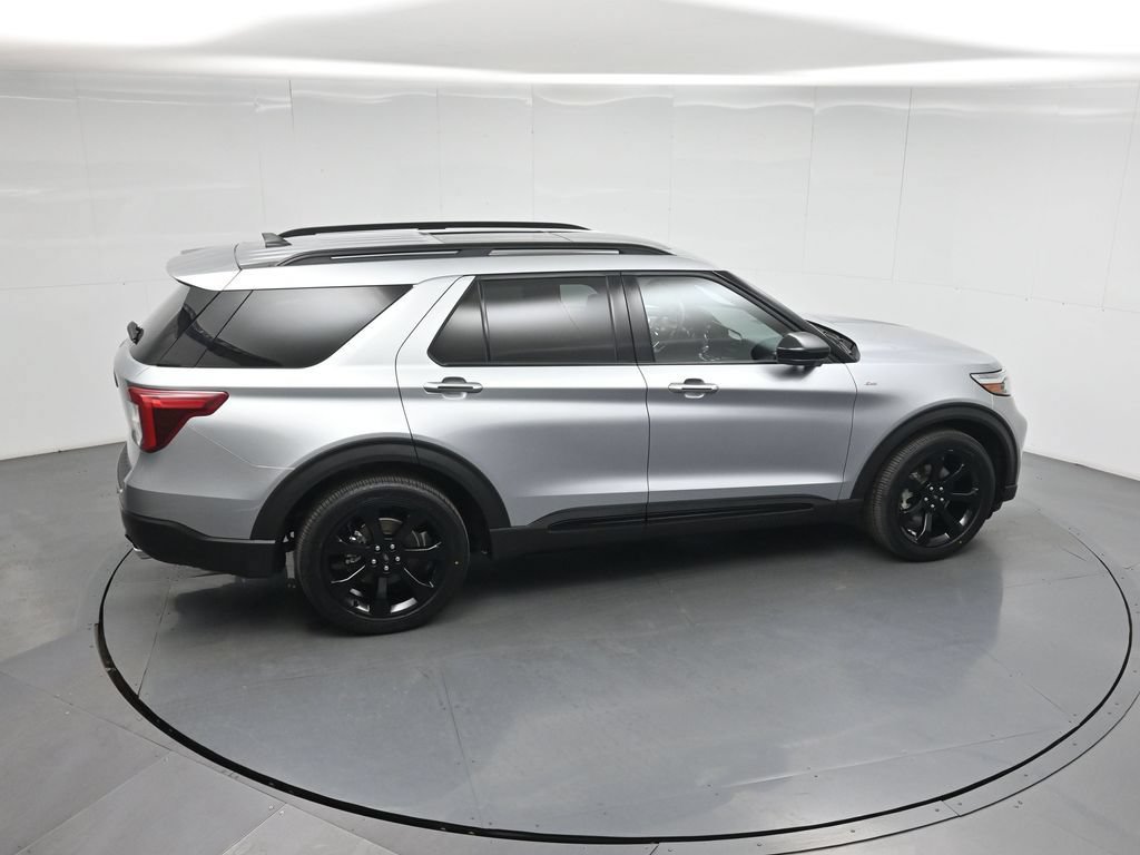 Certified 2023 Ford Explorer ST-Line w/ Class IV Trailer Tow Package RWD image 37