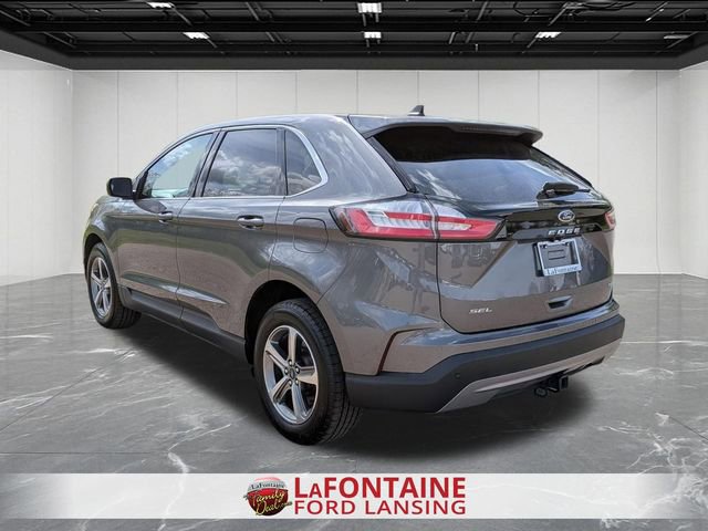 Certified 2022 Ford Edge SEL w/ Convenience Package AWD/4WD image 3
