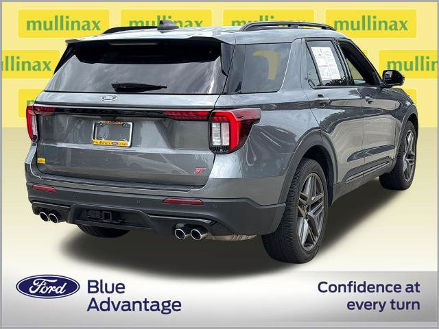 Certified 2025 Ford Explorer ST AWD/4WD image 4