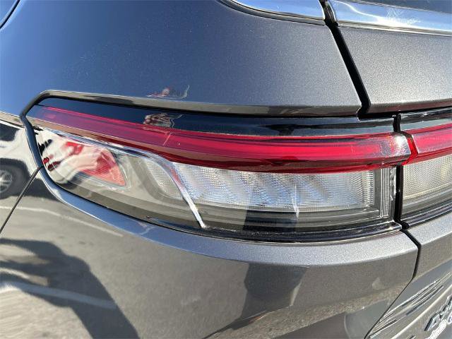 Used 2021 Jeep Grand Cherokee L Limited w/ Trailer Tow Group (B) image 11