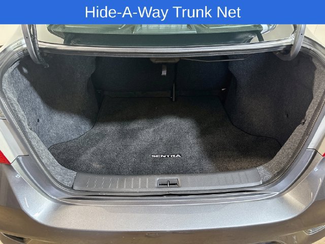 Used 2019 Nissan Sentra SL FWD image 11