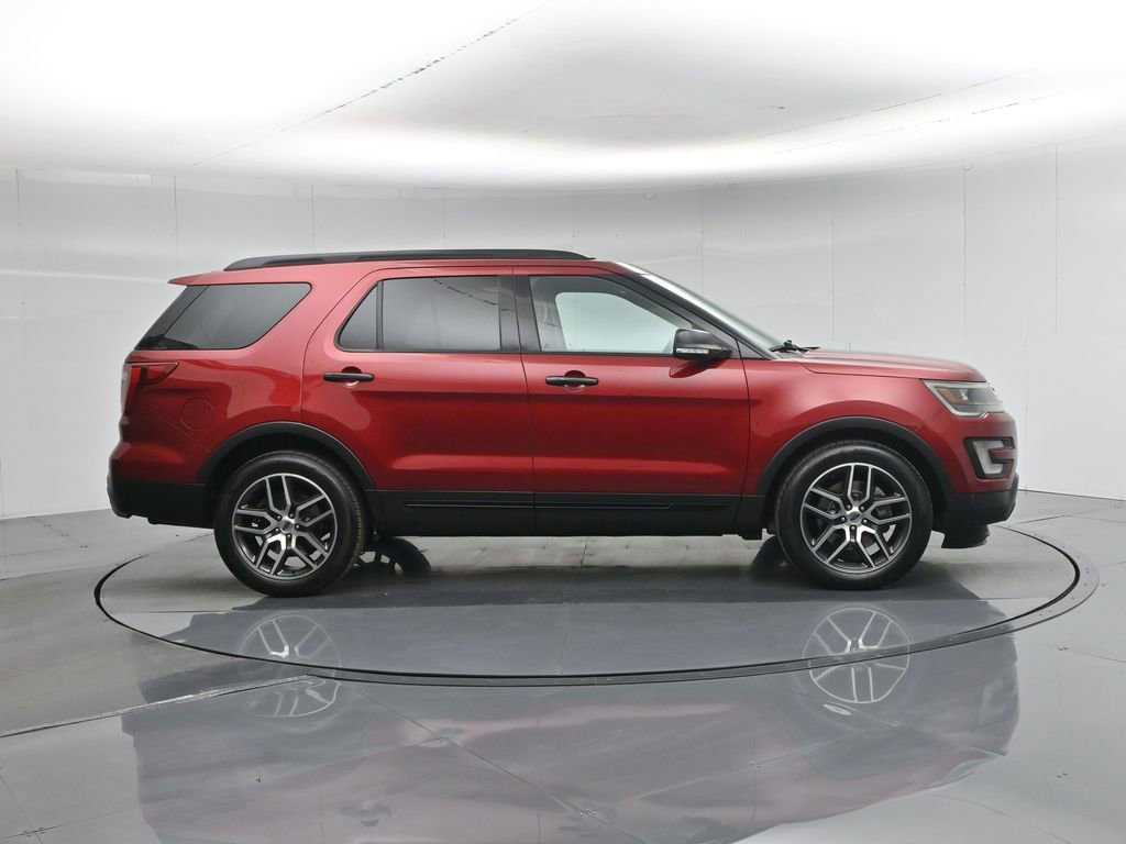 Certified 2017 Ford Explorer Sport image 28