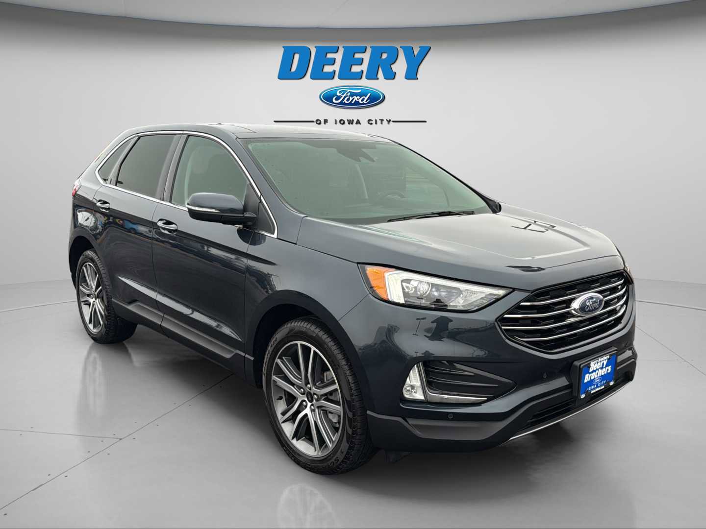 Certified 2024 Ford Edge Titanium image 9