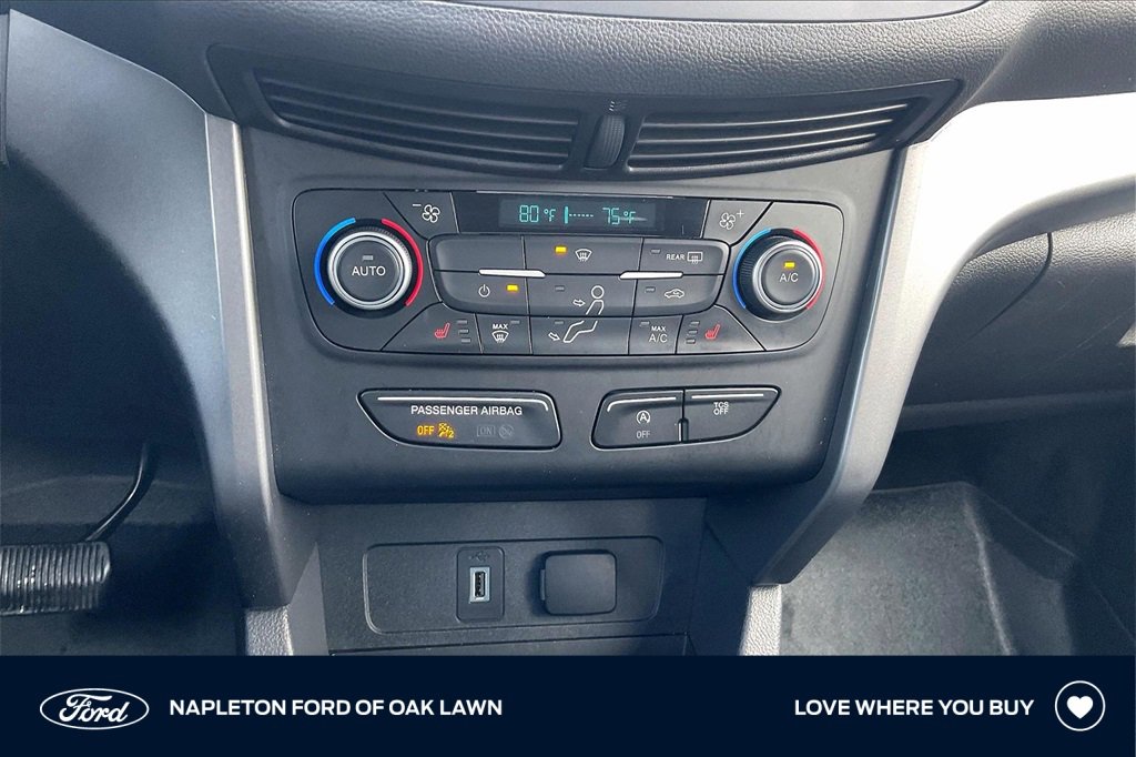 Certified 2018 Ford Escape SE image 32