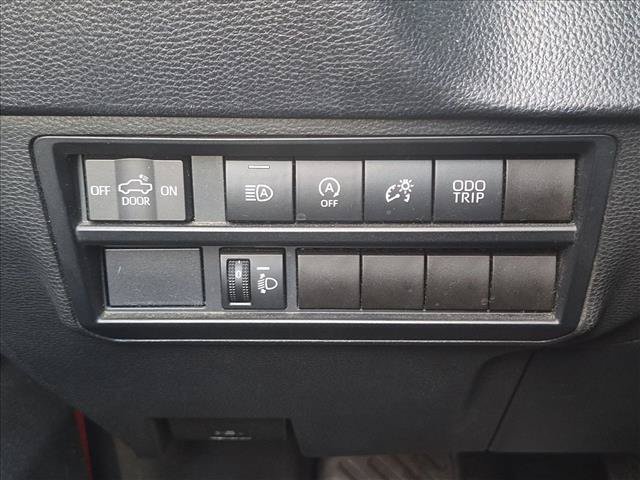 Used 2022 Toyota Tundra SR5 AWD/4WD image 14