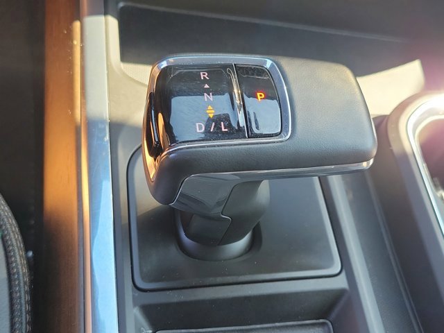 Used 2024 Chevrolet Silverado 1500 High Country image 28