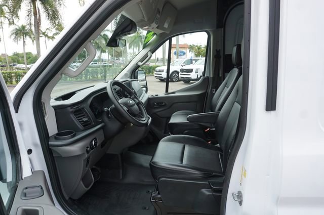 Certified 2024 Ford Transit 250 148 Medium Roof RWD image 22