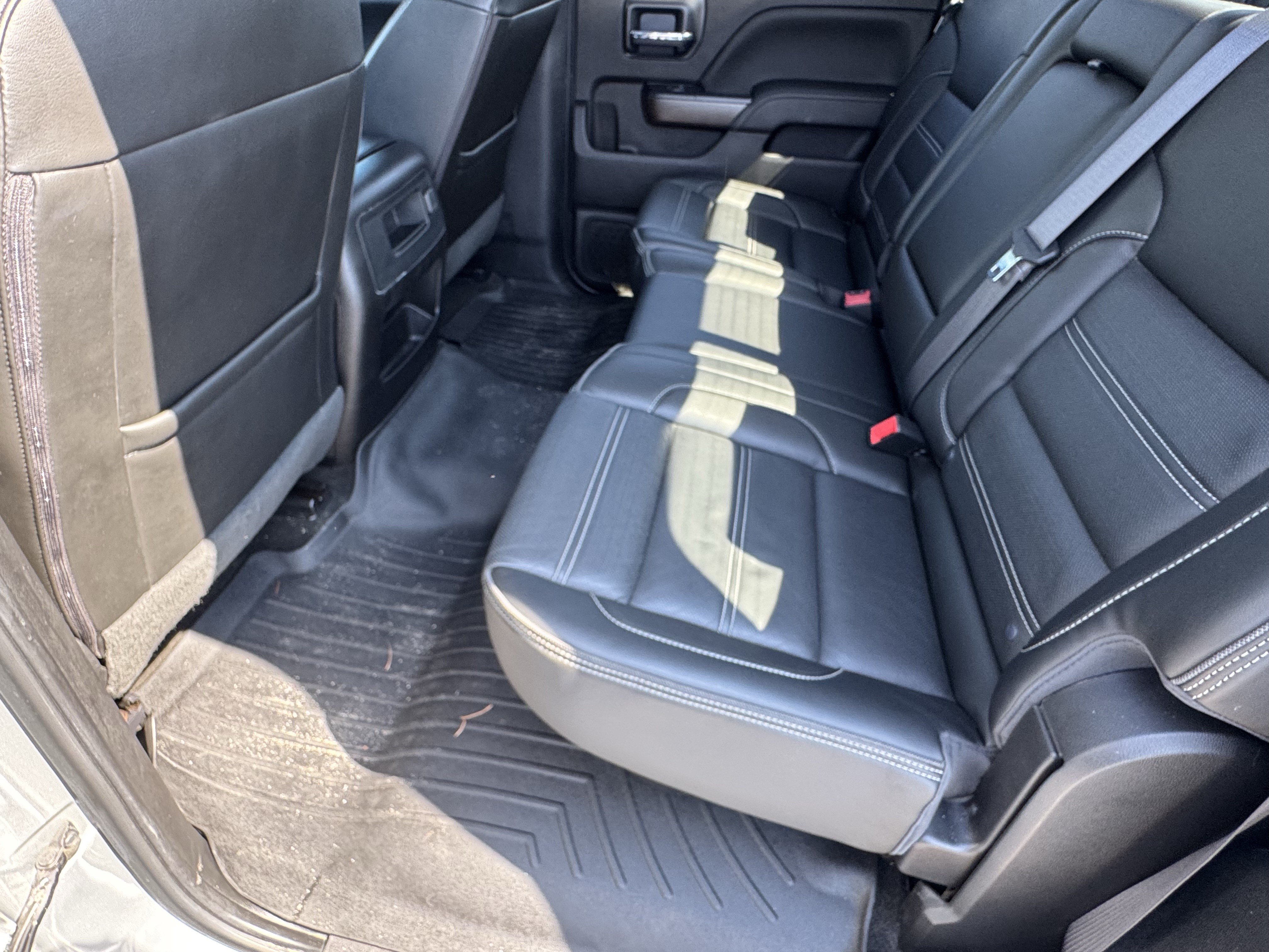 Used 2017 GMC Sierra 3500 Denali w/ Duramax Plus Package AWD/4WD image 25
