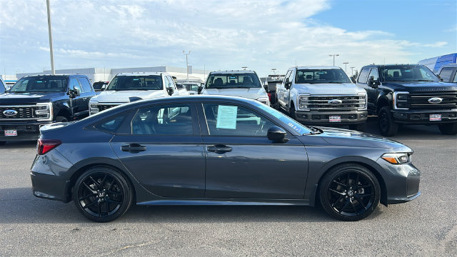 Used 2025 Honda Civic Sport image 2