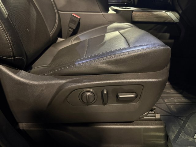 Used 2019 Chevrolet Silverado 1500 LTZ image 29