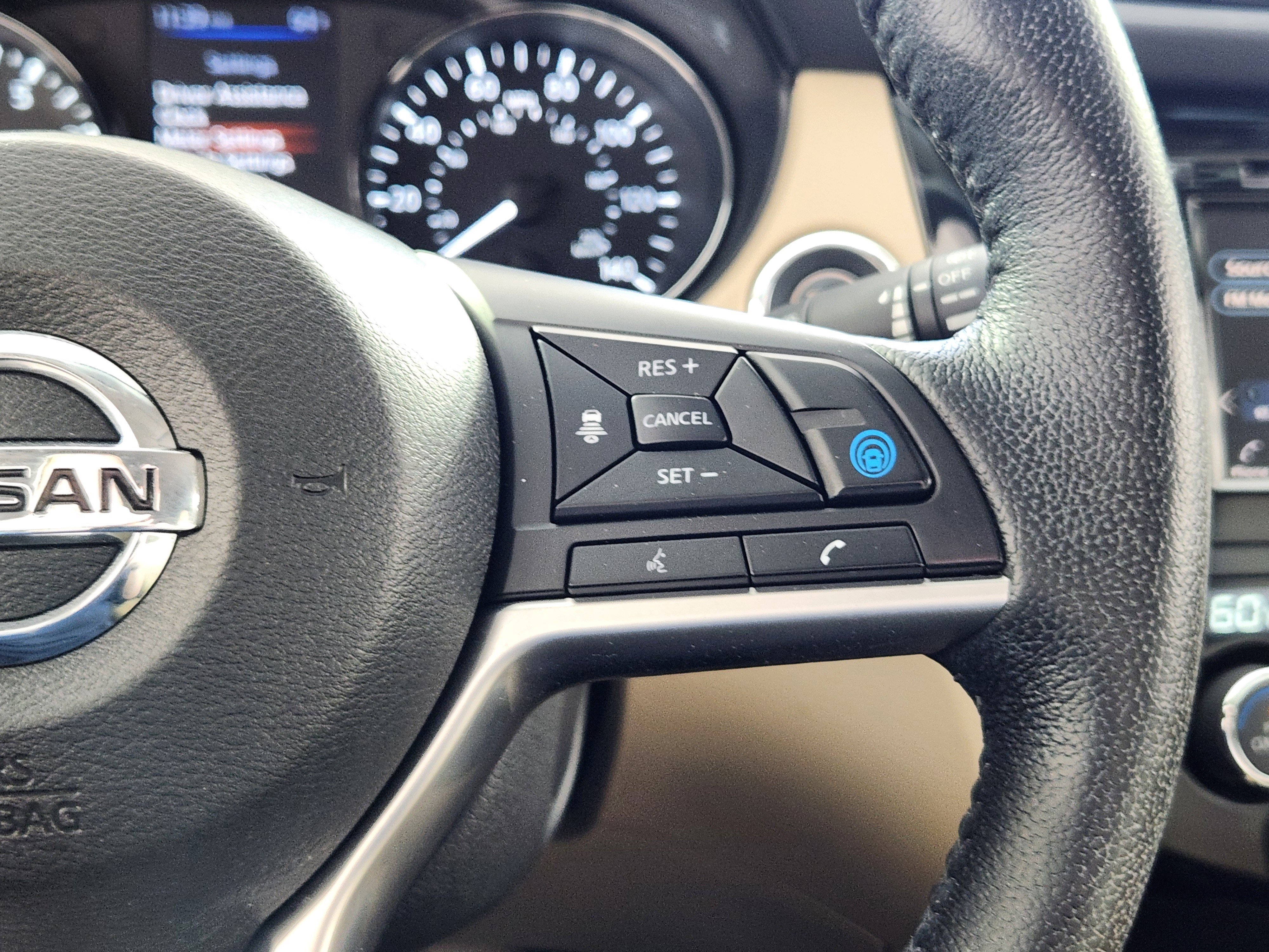 Used 2019 Nissan Rogue SL image 19