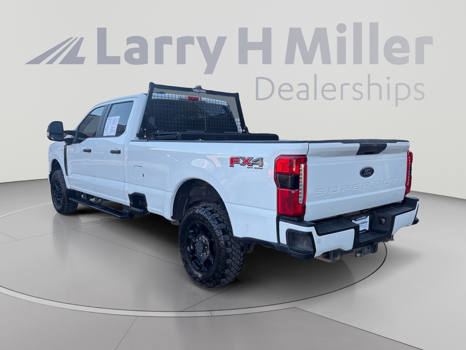 Certified 2024 Ford F250 XL w/ STX Appearance Package AWD/4WD image 3
