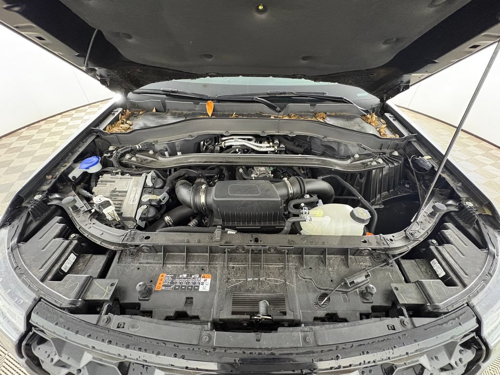 Certified 2025 Ford Explorer ST AWD/4WD image 34