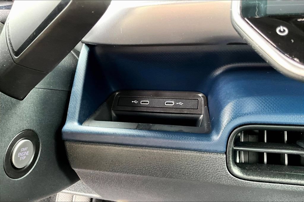 Used 2025 Volkswagen ID. Buzz Pro S RWD image 18