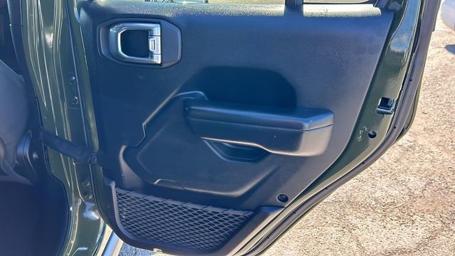 Used 2021 Jeep Wrangler Unlimited Rubicon image 12