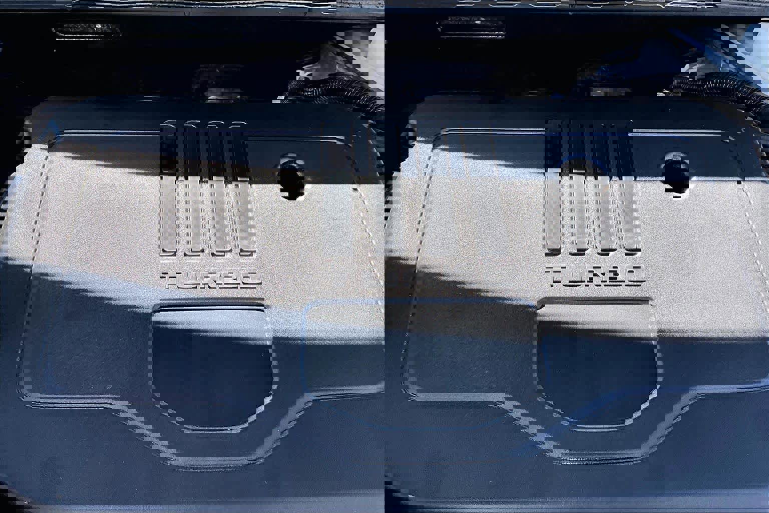 Used 2025 Chevrolet Blazer LT image 32