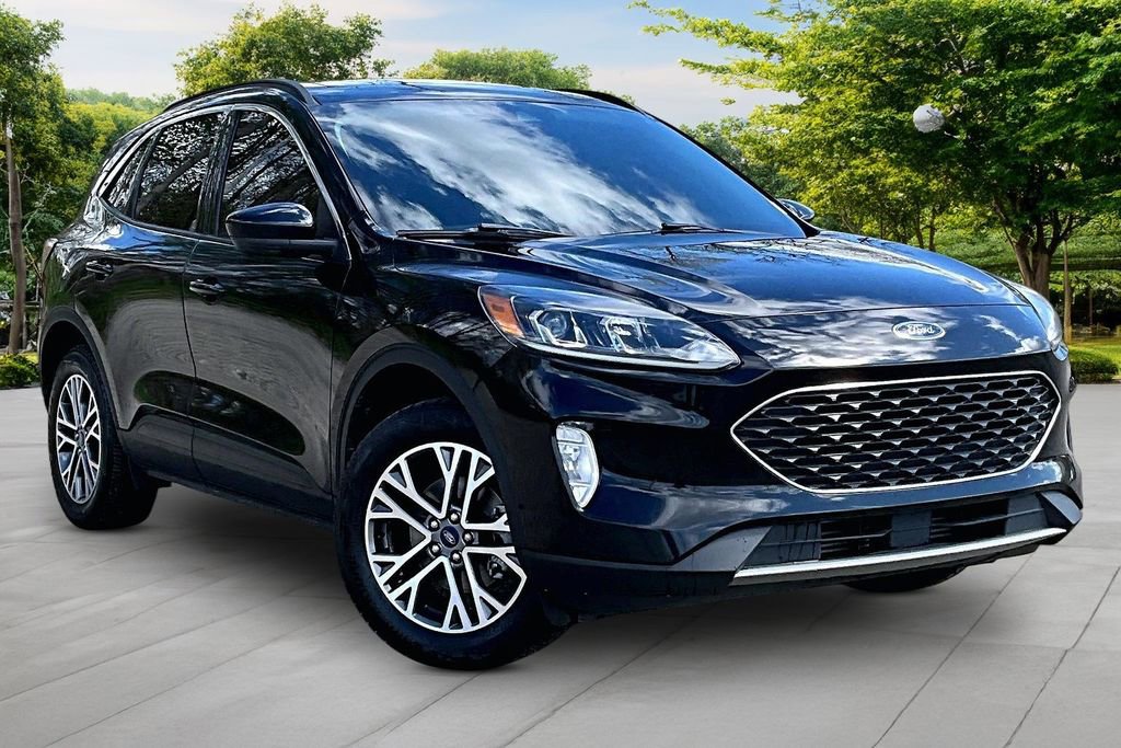 Certified 2022 Ford Escape SEL