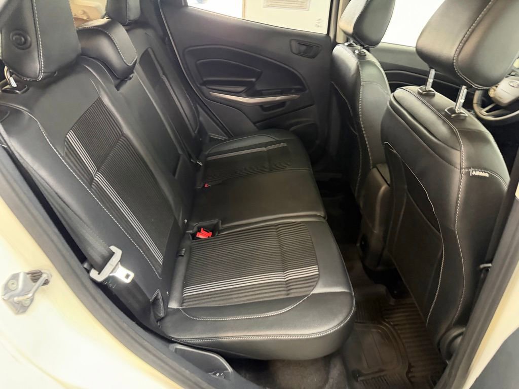 Certified 2019 Ford EcoSport SES w/ SES Black Appearance Package AWD/4WD image 38