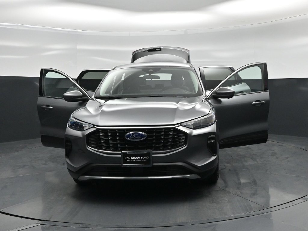Certified 2023 Ford Escape Active w/ Tech Pack #2 FWD image 33