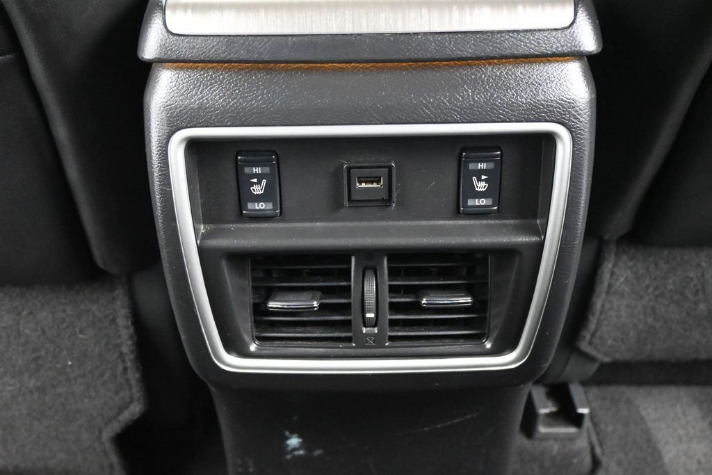 Used 2017 Nissan Murano Platinum w/ Platinum Technology Package FWD image 20