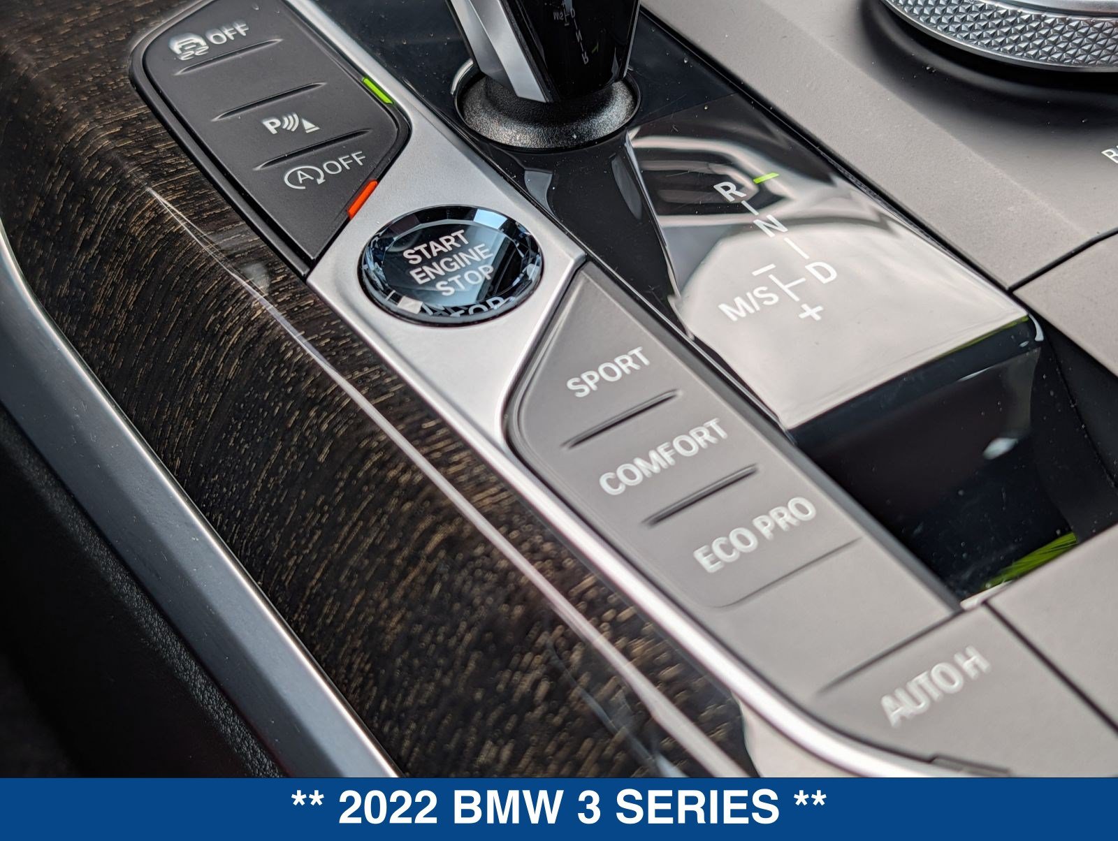 Used 2022 BMW 330i xDrive Sedan w/ Premium Package 2 AWD/4WD image 33