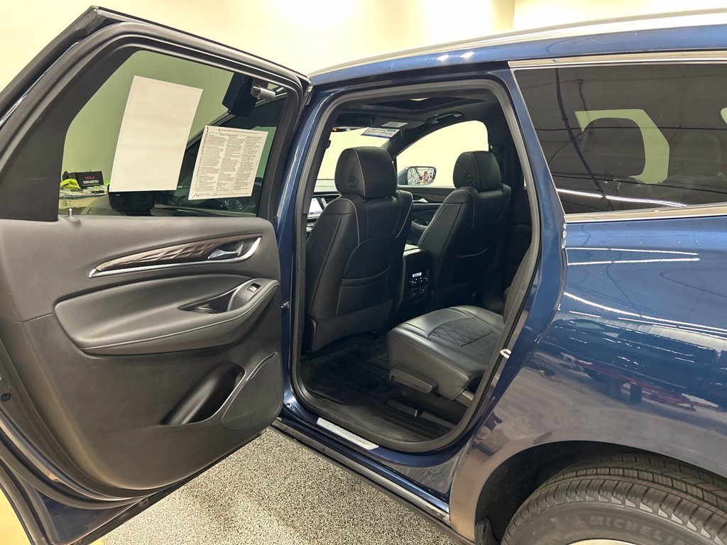 Used 2022 Buick Enclave Avenir w/ Trailering Package, 5000 lbs. AWD/4WD image 23