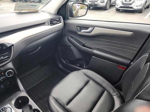 Certified 2022 Ford Escape SEL image 16