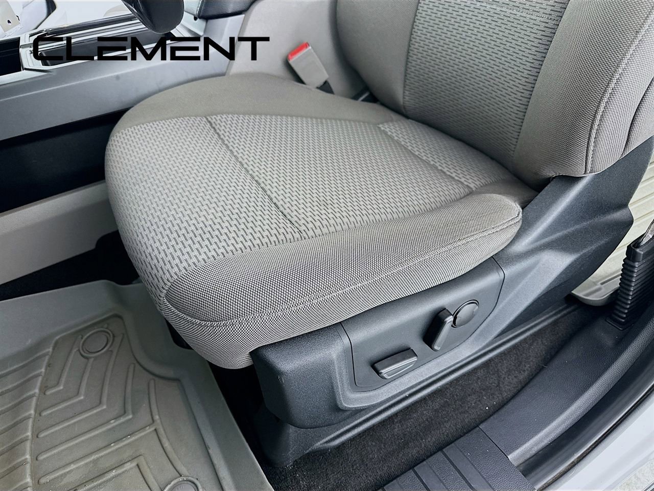 Certified 2019 Ford F150 XLT w/ Equipment Group 302A Luxury image 28