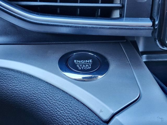 Certified 2022 Ford Explorer XLT w/ Equipment Group 202A AWD/4WD image 26