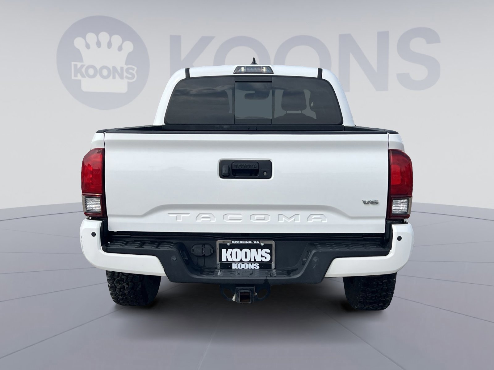 Used 2019 Toyota Tacoma TRD Off-Road w/ Technology Package image 4