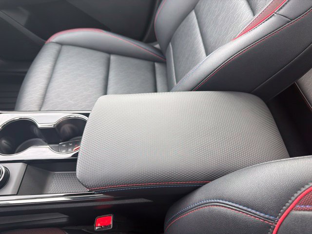 Used 2025 Chevrolet Equinox RS w/ Safety and Technology Package AWD/4WD image 36